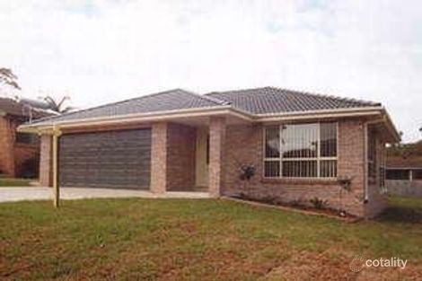 Property photo of 28 Mermaid Crescent Port Macquarie NSW 2444