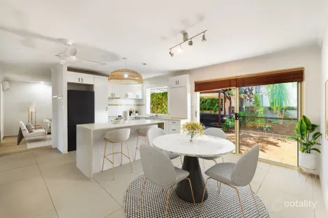 6 Scotia Pl, Merrimac, QLD 4226