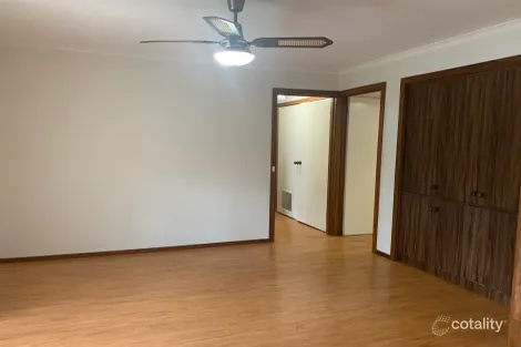 Property photo of 22 Strathavan Drive Berwick VIC 3806