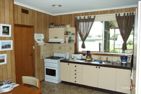 Property photo of 18 Phillip Street Moe VIC 3825