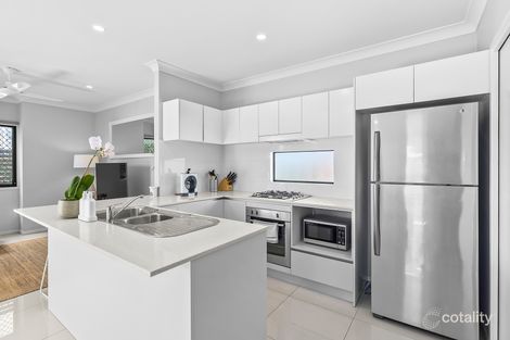 Property photo of 1/49 Birdwood Road Holland Park West QLD 4121