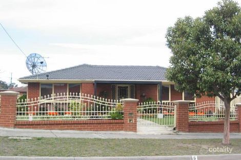 8 Spring Valley Dr, Clayton South, VIC 3169