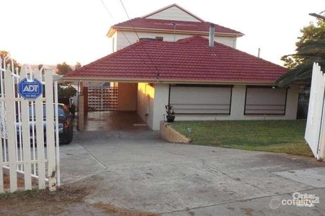 3 Hinton Ave, Para Hills, SA 5096