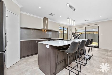 22 Little Cl, East Cannington, WA 6107