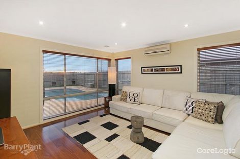 Property photo of 90 Langbourne Drive Narre Warren South VIC 3805