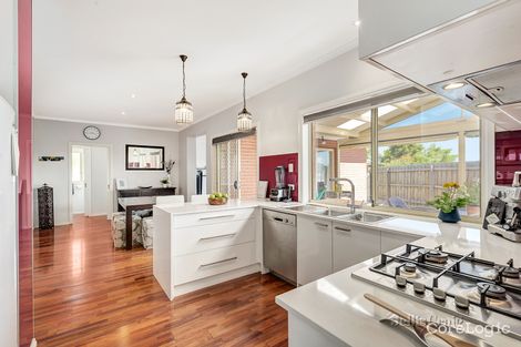 Property photo of 12 Winter Way Glen Waverley VIC 3150