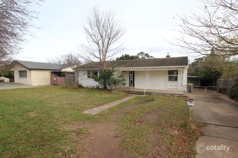 Property photo of 19 Owen Crescent Lyneham ACT 2602