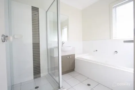 Property photo of 3 Edith Street Wellington Point QLD 4160