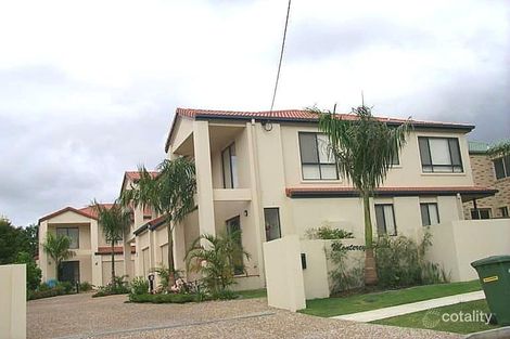 122 Pohlman St, Southport, QLD 4215