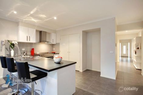 Property photo of 8 Scurry Drive Croydon VIC 3136