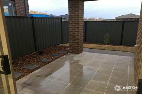 Property photo of 17 Andara Street Truganina VIC 3029