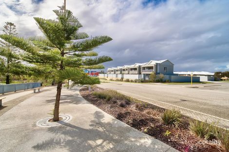 Property photo of 10/1 Elsbury Approach Clarkson WA 6030