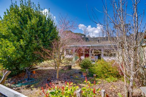 Property photo of 97 Seventh Avenue Katoomba NSW 2780