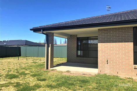 1/18 Lara Ave, Armidale, NSW 2350