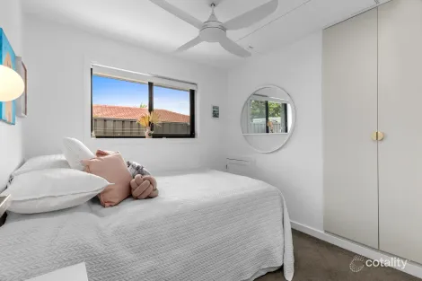 Property photo of 1/14 Macaw Avenue Miami QLD 4220