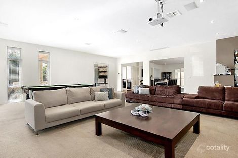 Property photo of 30 Loch Crescent Strathmore VIC 3041