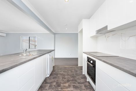 Property photo of 9 Aldwick Close Tarro NSW 2322
