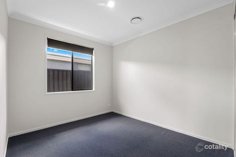 Property photo of 41 Benjamen Crescent Nirimba QLD 4551
