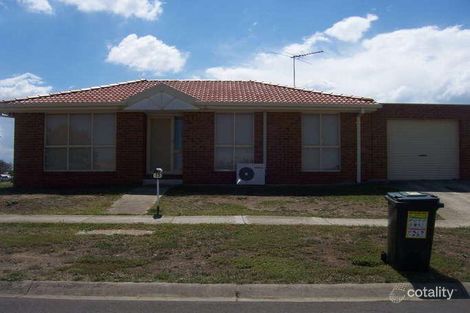 12 Cassinia Cres, Meadow Heights, VIC 3048