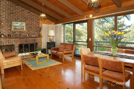 Property photo of 10 Vincent Road Park Orchards VIC 3114