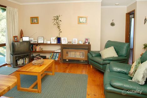 Property photo of 10 Vincent Road Park Orchards VIC 3114