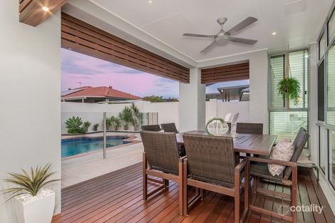 Property photo of 33 Martingale Circuit Clear Island Waters QLD 4226