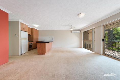 Property photo of 2/25 Walton Street Southport QLD 4215