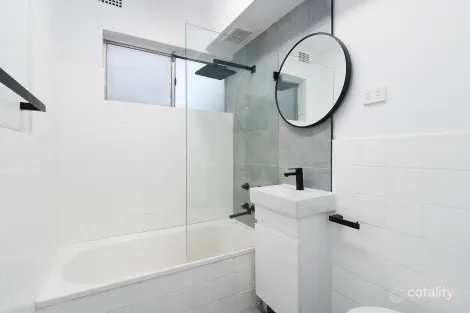 Property photo of 2/13 Devlin Street Ryde NSW 2112