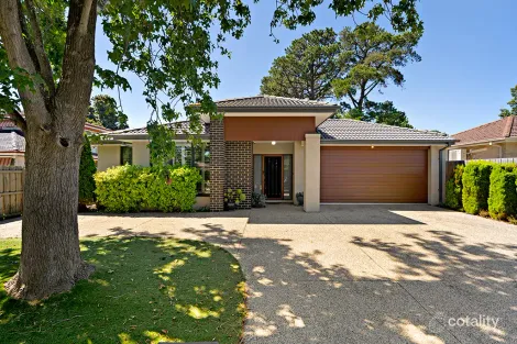 71 Karingal Dr, Frankston, VIC 3199