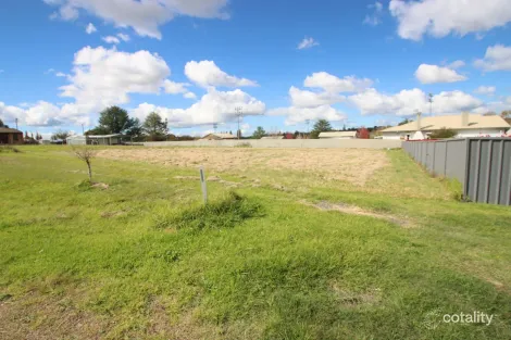 47 Duncan St, Tenterfield, NSW 2372