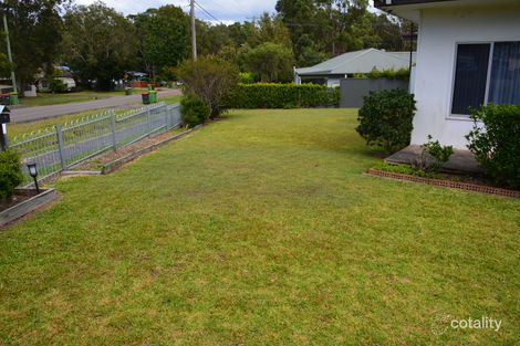 Property photo of 39 Cams Boulevard Summerland Point NSW 2259