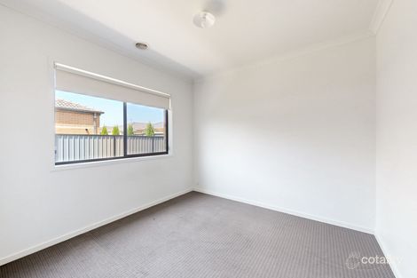 Property photo of 82 Sustainable Drive Craigieburn VIC 3064