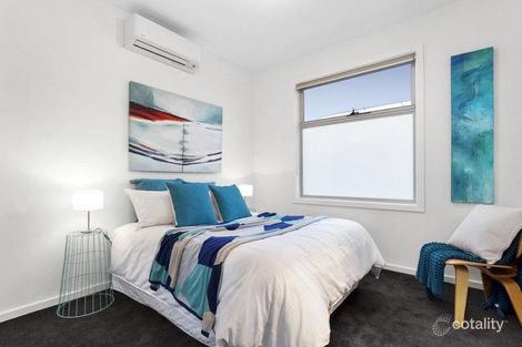 Property photo of 4/22 Irvine Crescent Brunswick West VIC 3055