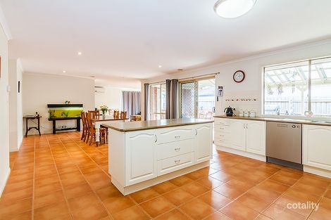 Property photo of 38 Diamond Parade Skye VIC 3977