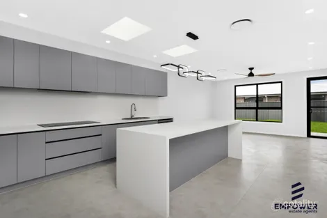 Property photo of 7 Frampton Drive Gilead NSW 2560