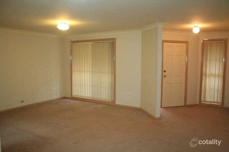 Property photo of 8 Continua Court Wattle Grove NSW 2173