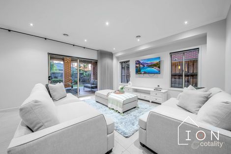 Property photo of 75 Como Parade Clyde North VIC 3978