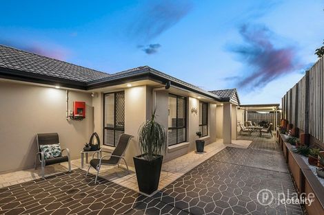 Property photo of 6 Meadowbank Court Calamvale QLD 4116