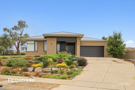 Property photo of 8 Benaud Place Boorooma NSW 2650