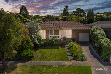 Property photo of 13 Feldspar Court Narre Warren VIC 3805