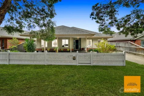 13 Kevington Dr, Eynesbury, VIC 3338