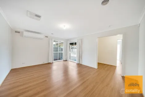 Property photo of 2 Lincoln Way Melton West VIC 3337