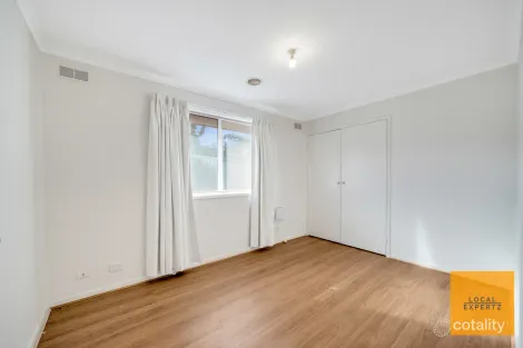Property photo of 2 Lincoln Way Melton West VIC 3337