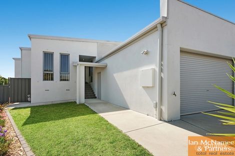 1/18 Breen Pl, Jerrabomberra, NSW 2619
