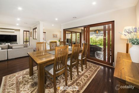 Property photo of 60 Burnham Crescent Keysborough VIC 3173
