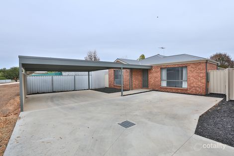 Property photo of 2/1 Meadow Grove Mildura VIC 3500