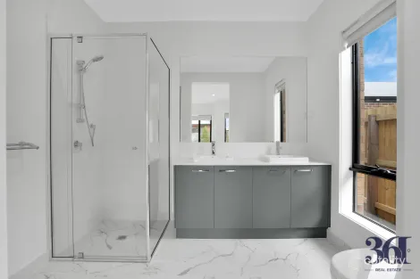 Property photo of 4 Griffith Road Deanside VIC 3336