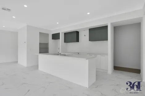 Property photo of 4 Griffith Road Deanside VIC 3336