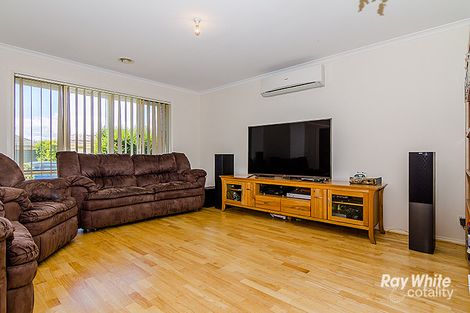 Property photo of 29 Stephellen Way Cranbourne West VIC 3977
