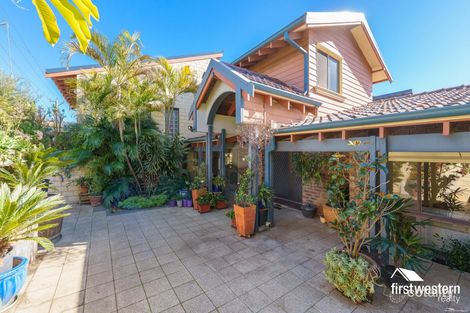 Property photo of 21 Cimbrook Way Duncraig WA 6023